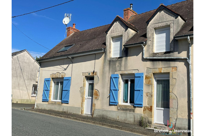 Village house near Sillé le Guillaume