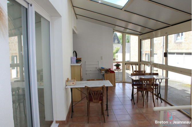 House in the center of Saint Denis de Gastines of 147 sqm