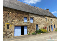 Maison en pierres du 16e siècle à Tremblay