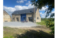 Farmhouse in the Mayenne area