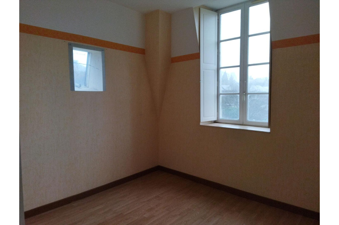 F3 APARTMENT in MAYENNE