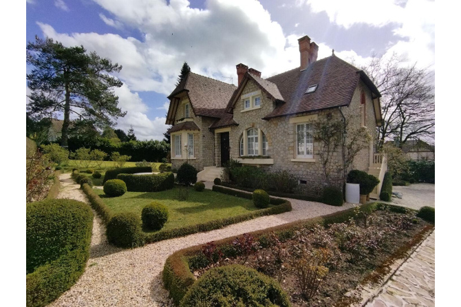 Magnificent Villa in Bagnoles de l'Orne