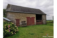 Farmhouse to renovate in Grazay