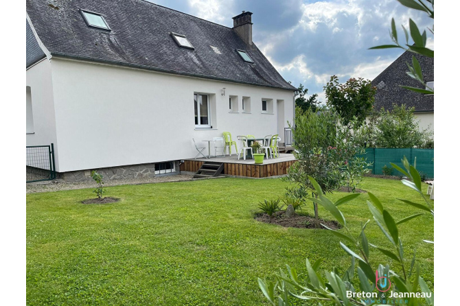 Renovated house in MAYENNE