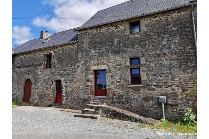 Maison à La Chapelle au Riboul