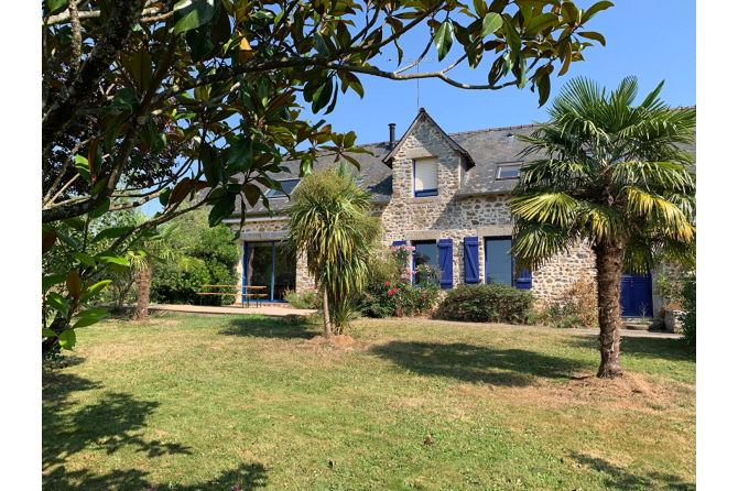 Farmhouse in the Laval area