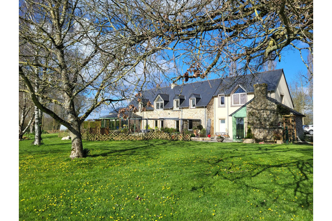 Propriété sur 1ha 63 à Mézangers