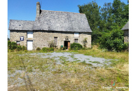 Farmhouse axis Mayenne / Laval