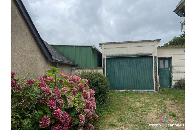 House in Rouessé Vassé