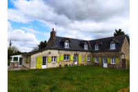 Country house near Sillé le Guillaume