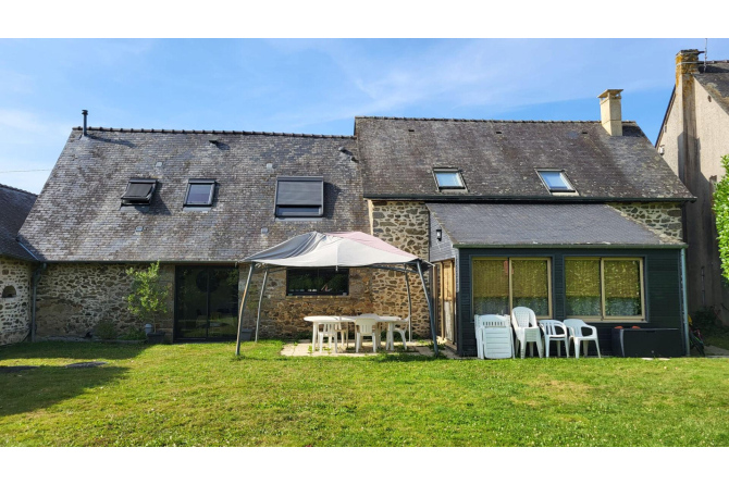 149 sqm farmhouse - MAYENNE area