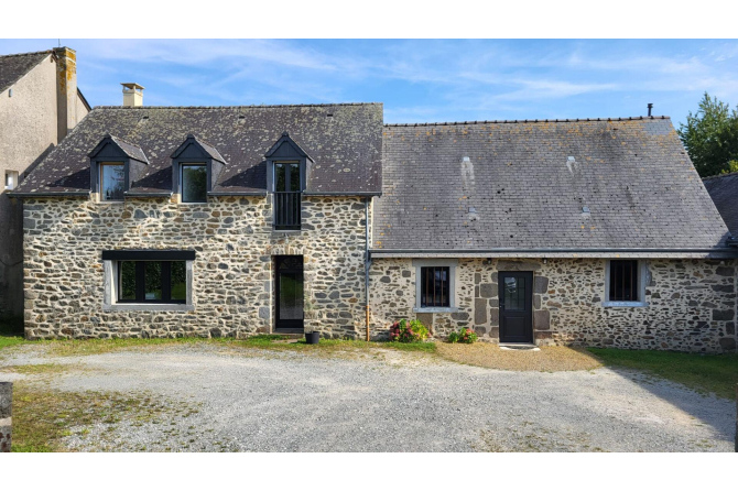 149 sqm farmhouse - MAYENNE area