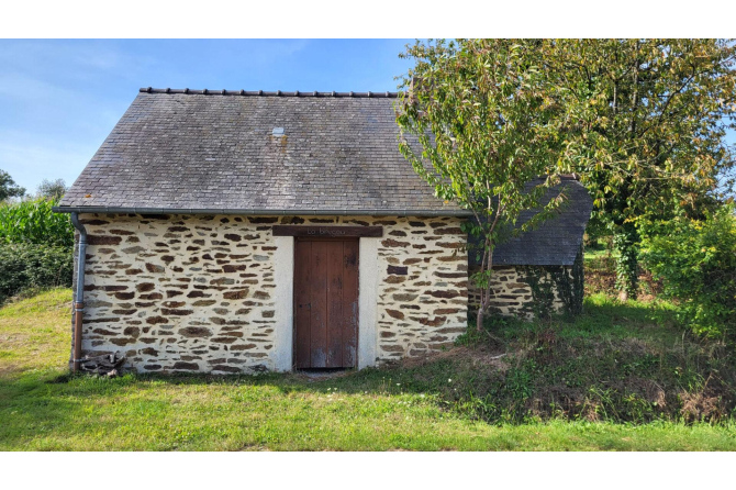 149 sqm farmhouse - MAYENNE area