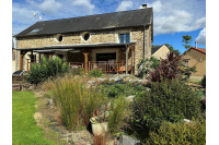 House in Cossé le Vivien