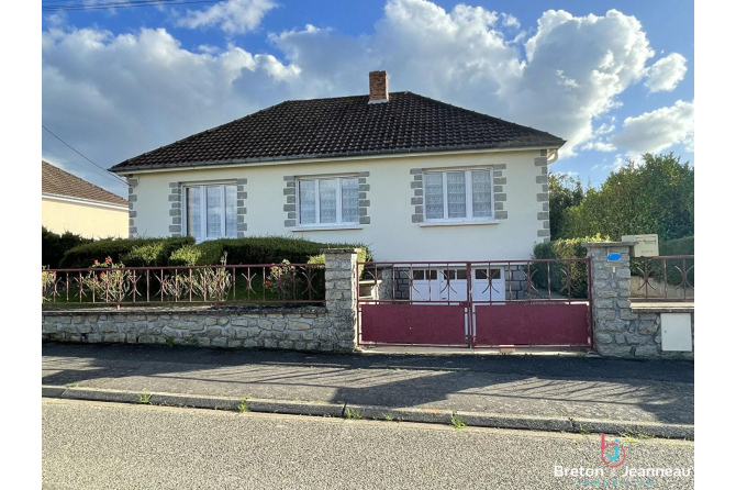 House in Fresnay Sur Sarthe