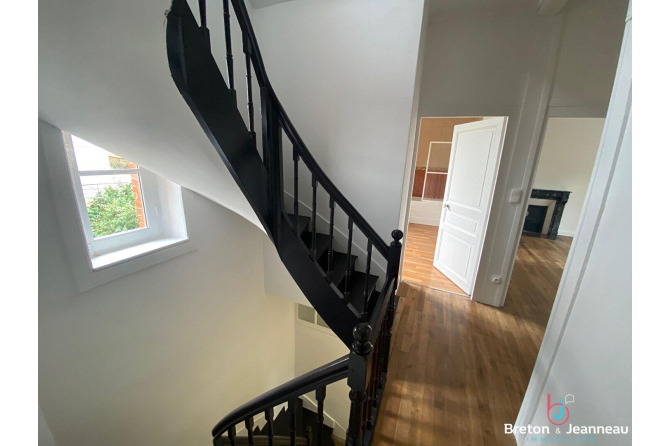 Renovated house in the city center of Fougères