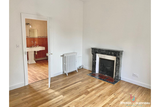 Renovated house in the city center of Fougères