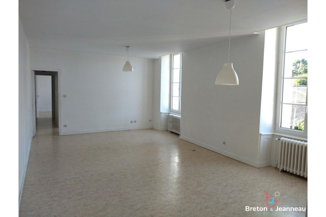 APPARTEMENT F3 à IZE