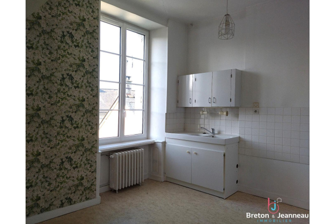 APPARTEMENT F3 à IZE