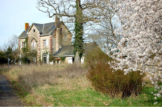 Château sur 3 ha secteur Villiers Charlemagne