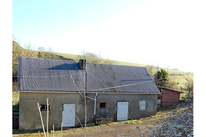 1 ha farmhouse in the Villaines la Juhel area