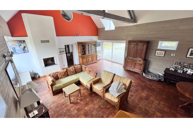 Superb farmhouse for sale in Ahuillé