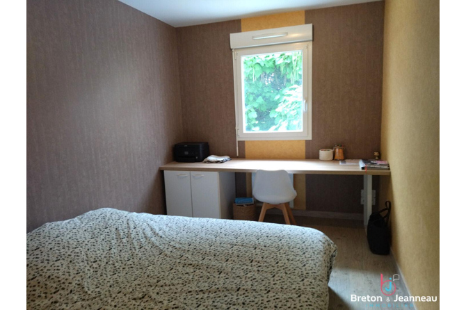 APPARTEMENT F2 à MAYENNE