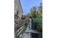 Ancien moulin sur 2ha29 avec plan d'eau secteur Evron