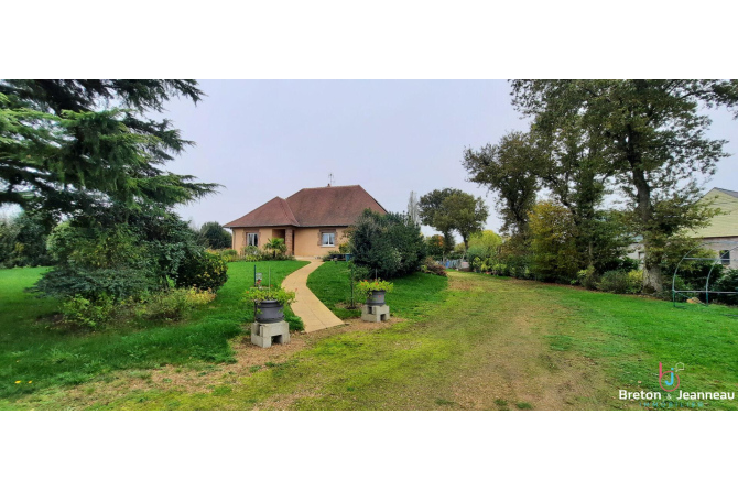 Maison à Louailles