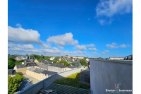 Duplex de 146 m² avec terrasse à Laval