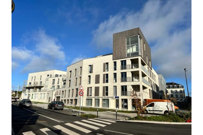 Duplex de 146 m² avec terrasse à Laval