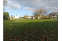 Building plot of 2579 m² in La Chapelle Janson