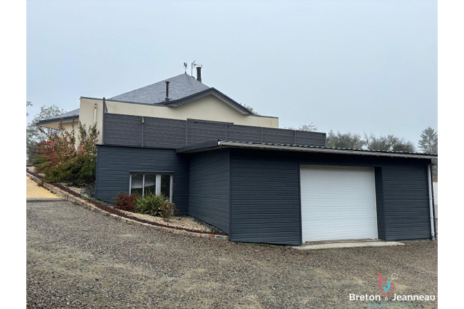 House in Cossé le Vivien