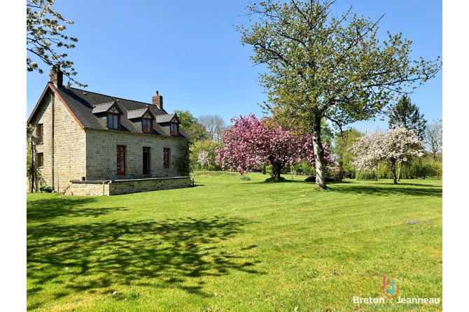 Stunning property near Domfront