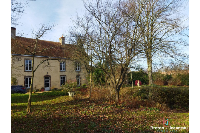 Former presbytery near Beaumont sur Sarthe