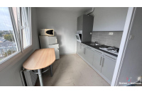 Appartement avec parking - LAVAL - Quartier Hilard