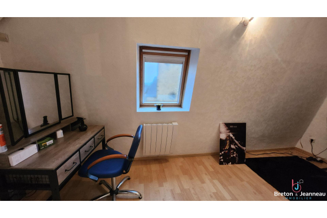 Appartement en duplex à L'Huisserie