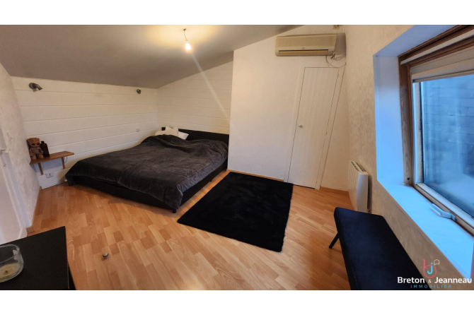 Appartement en duplex à L'Huisserie