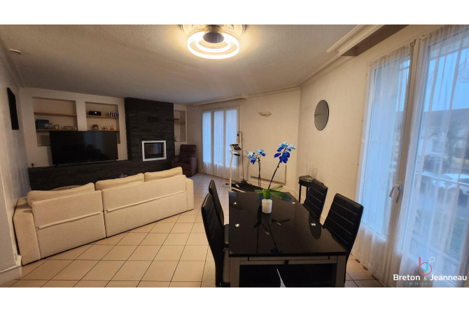 Appartement en duplex à L'Huisserie