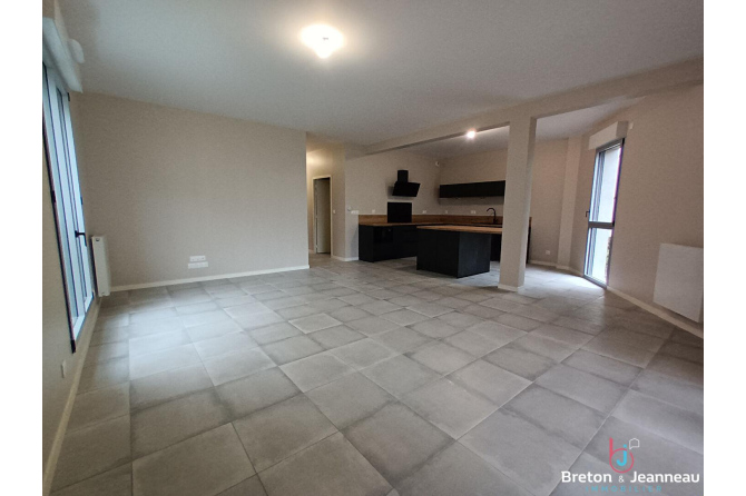 Appartement T3 avec terrasse - LAVAL - Quartier Ferrié