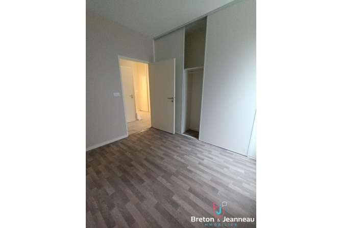 Appartement T3 avec terrasse - LAVAL - Quartier Ferrié