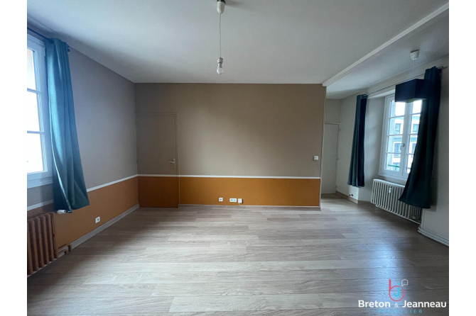 APPARTEMENT LAVAL - 2 pièce(s) - 56 m2