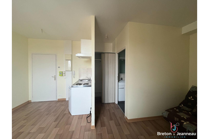 STUDIO LAVAL - 1 pièce(s) - 22.85 m2