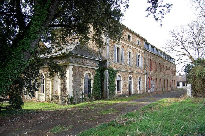 Château sur 3 ha secteur Villiers Charlemagne