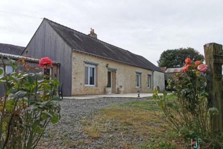 Farmhouse on 2ha96 in Vimartin sur Orthe