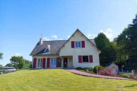 Maison  en pierres La Chapelle Janson, jardin, garage