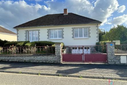 Maison à Champgenéteux