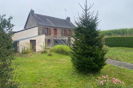 Stone house in the Mayenne area