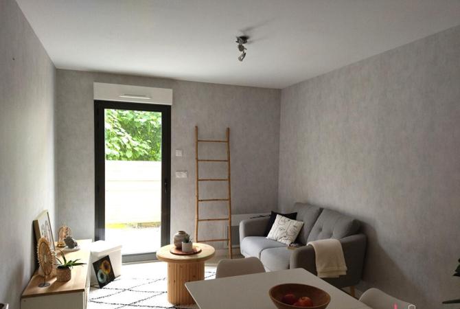 APPARTEMENT F2 à MAYENNE