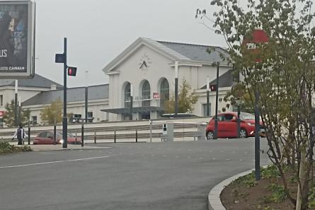 Garage secteur Gare à Laval